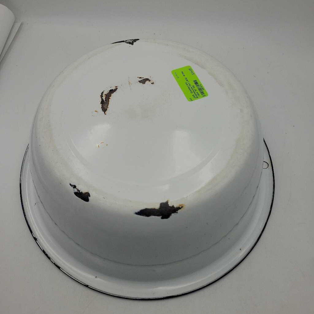 Graniteware Enamelware Pan (JAS)