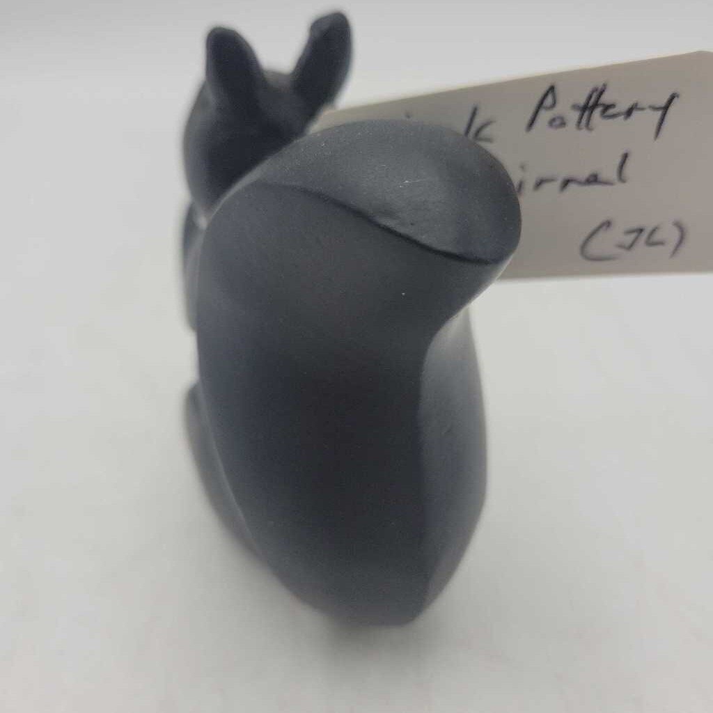 Black Squirrel Figurine (JL)