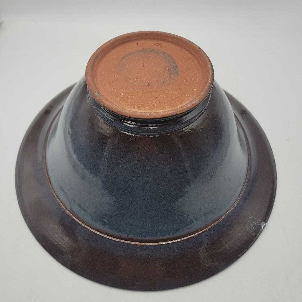 Pottery bowl Dundas Valley School of Arts (JL)