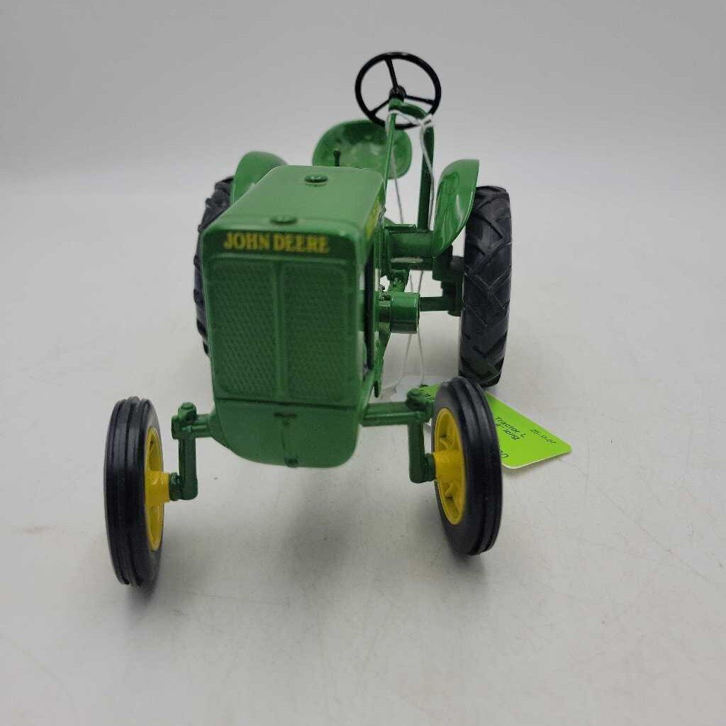 John Deere Tractor L Model (RAE)