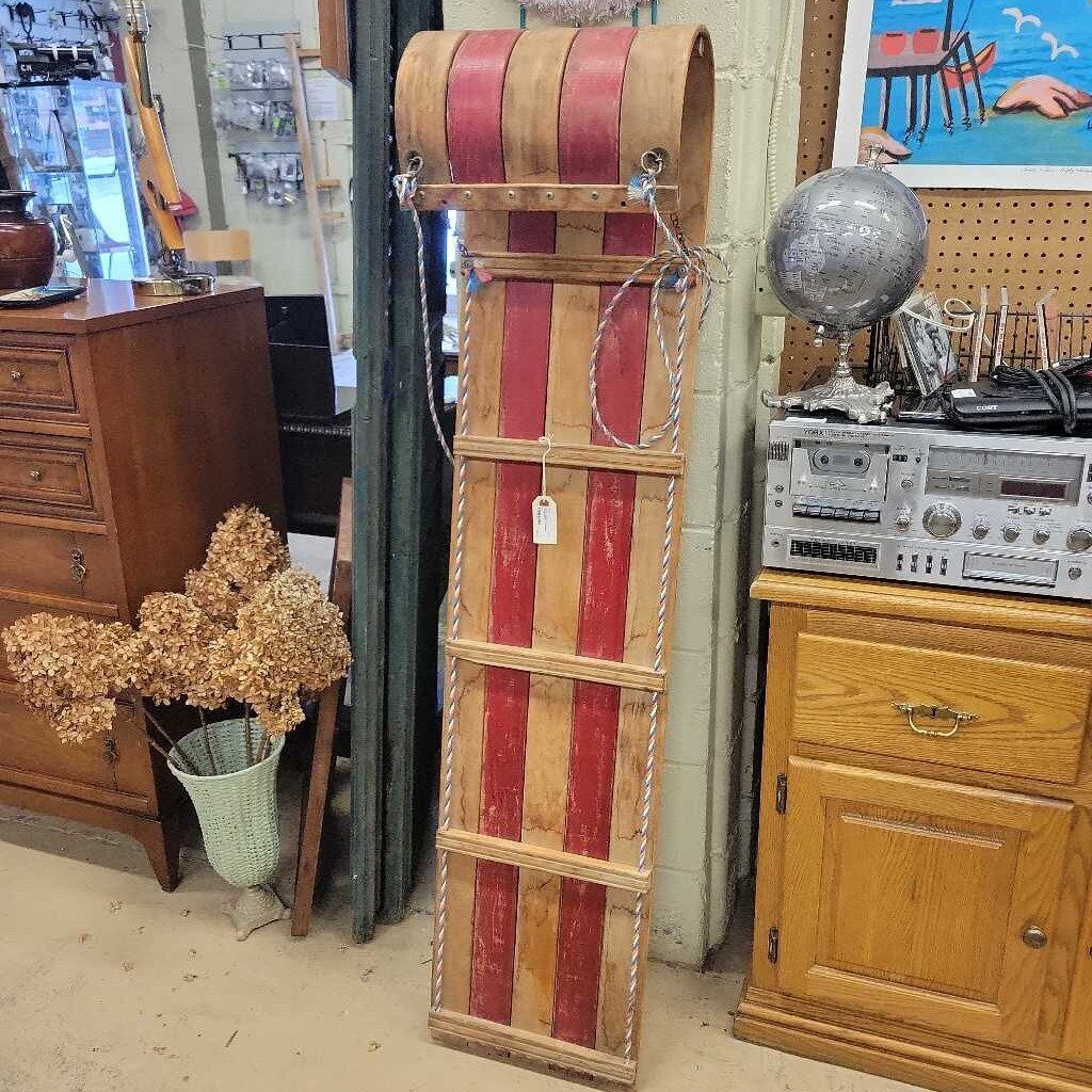 Vintage Toboggan (YVO) (511)