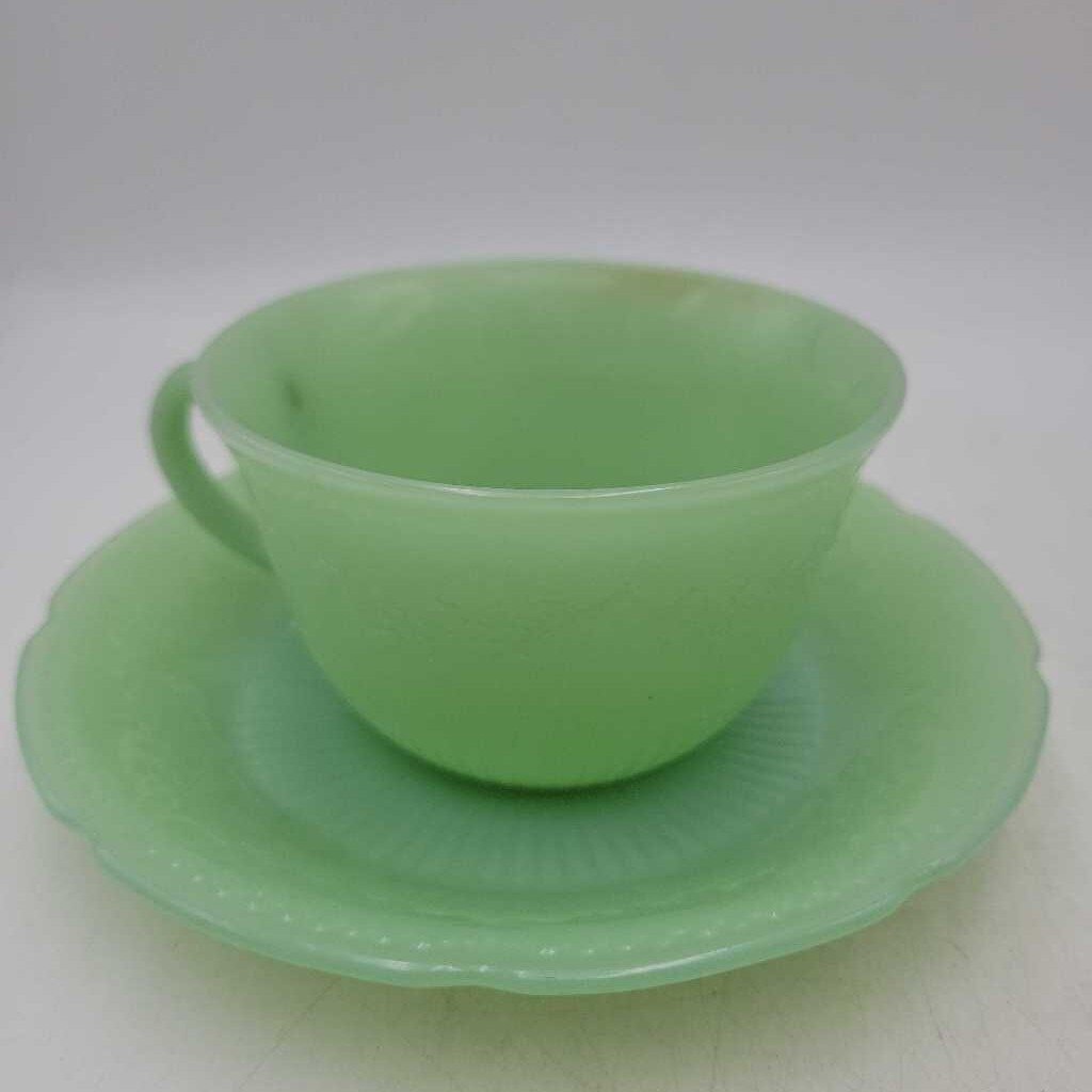 Jadeite cup and saucer (US2)