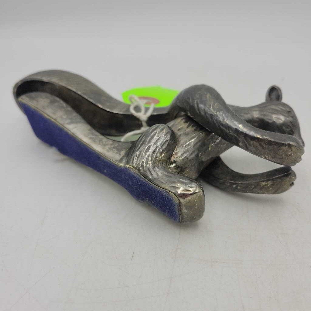 Squirrel Nut Cracker (JAS)