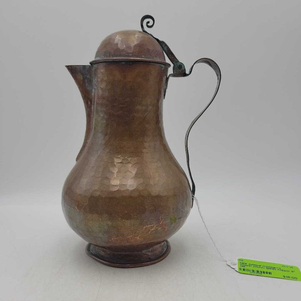 Antique Hammered copper pitcher (DEB)