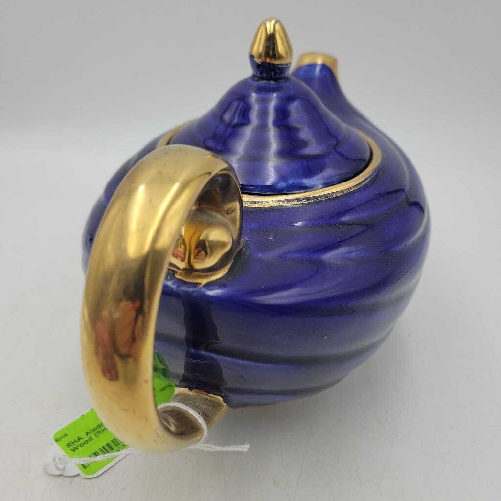 Aladdin Tea Pot Arthur Wood (RHA)