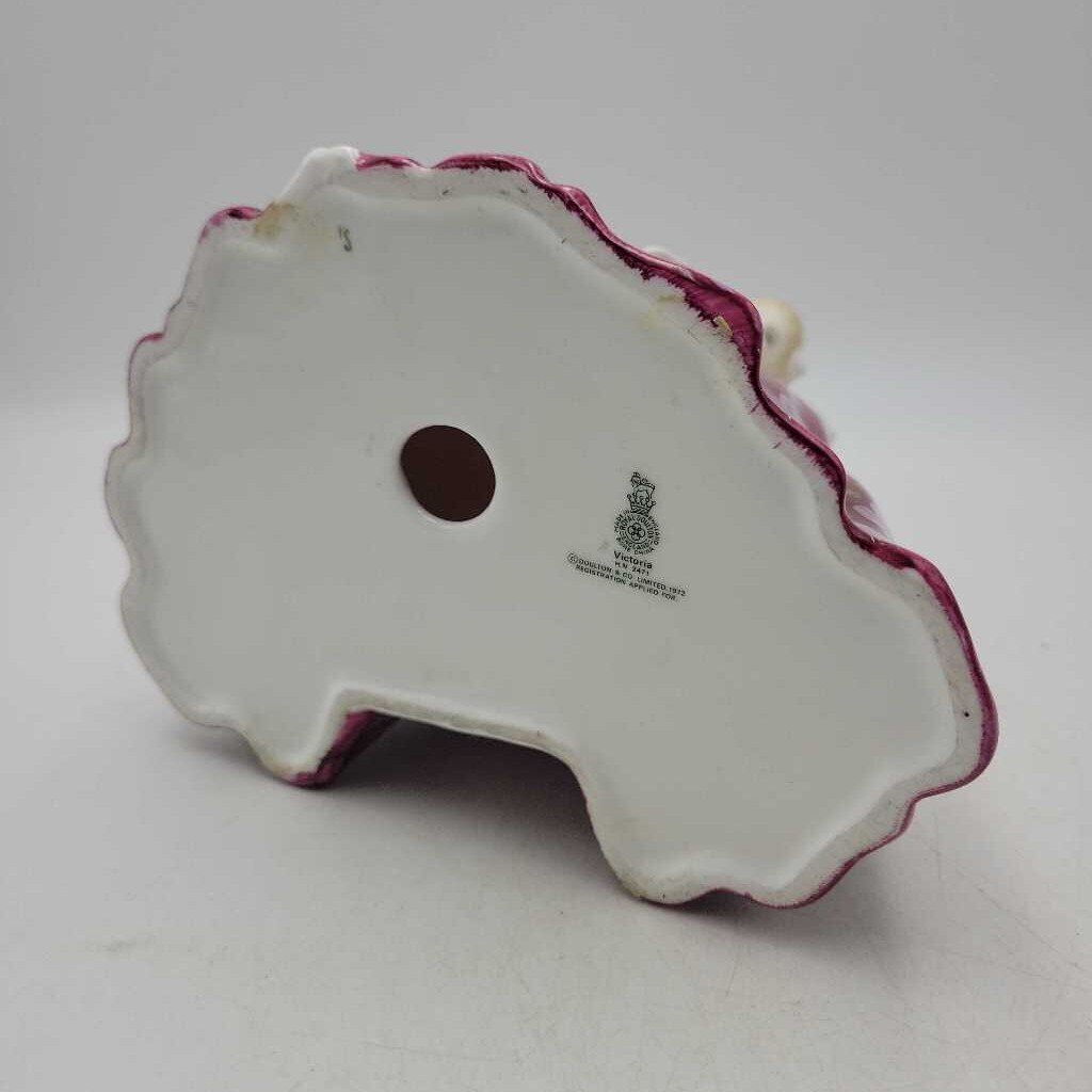 Royal Doulton Victoria HN 2471 (RHA)