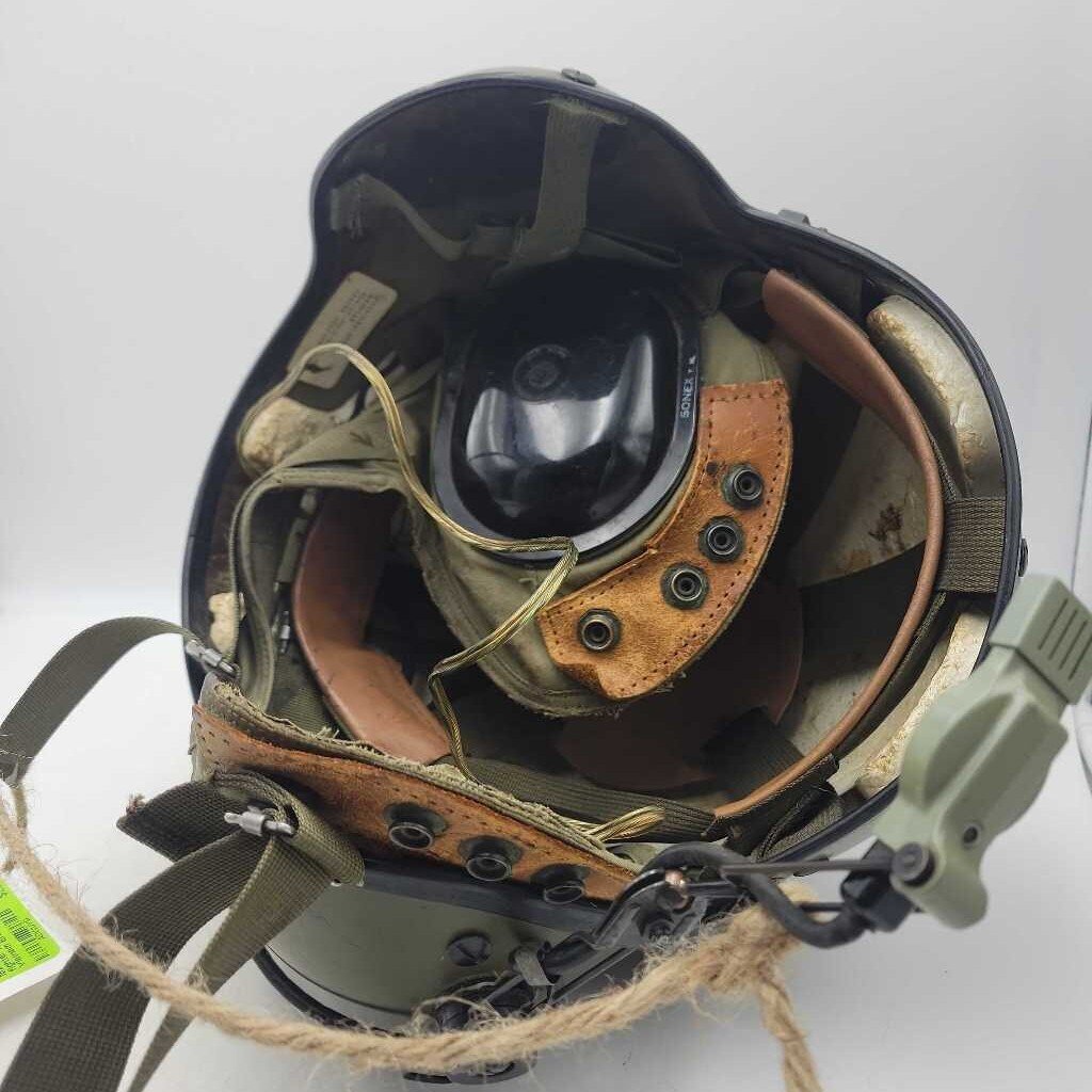 Gentex military Helicopter fighter pilot Helmet (M2) Vietnam Era #194