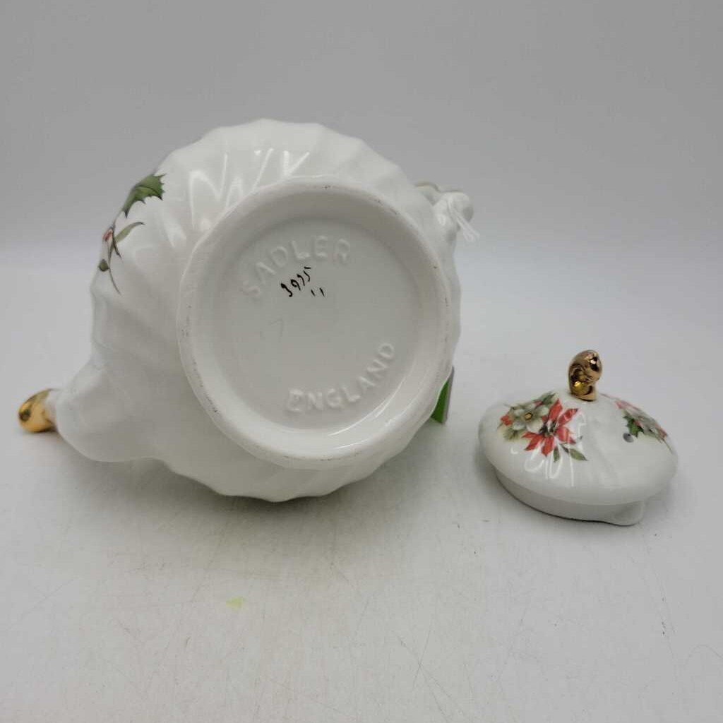 Sadler Poinsettia Teapot, Made in England SCCD0032