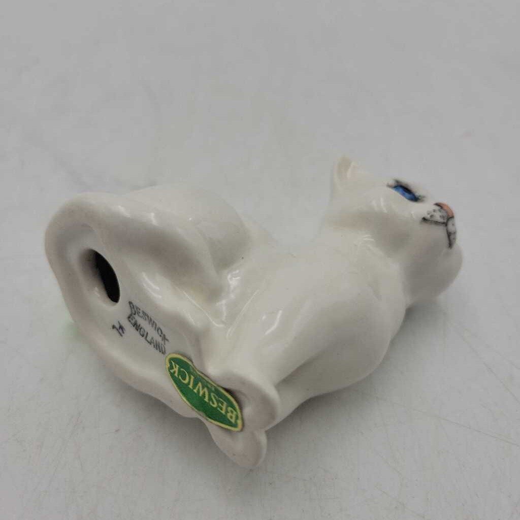 1970s White Beswick Cat (CM0846)