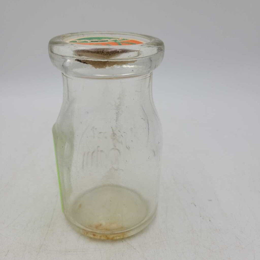 Kent Dairy Chatham 1/4 Pint Milk bottle (JAS)