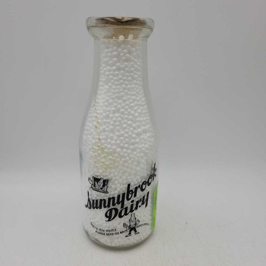 Sunnybrook Dairy Milk Bottle Waterdown (Jef)