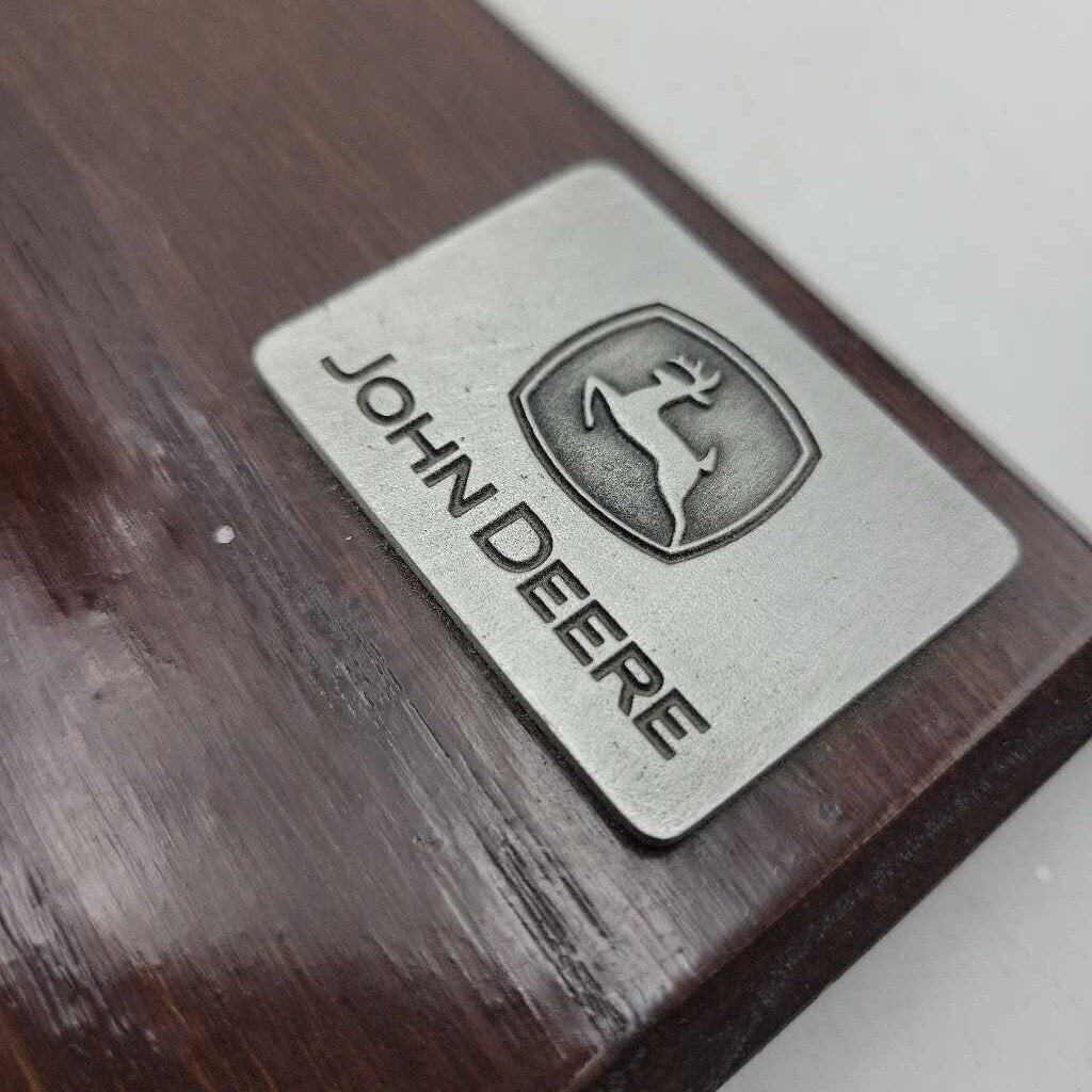 John Deere Pewter Stag (DMG) 0076