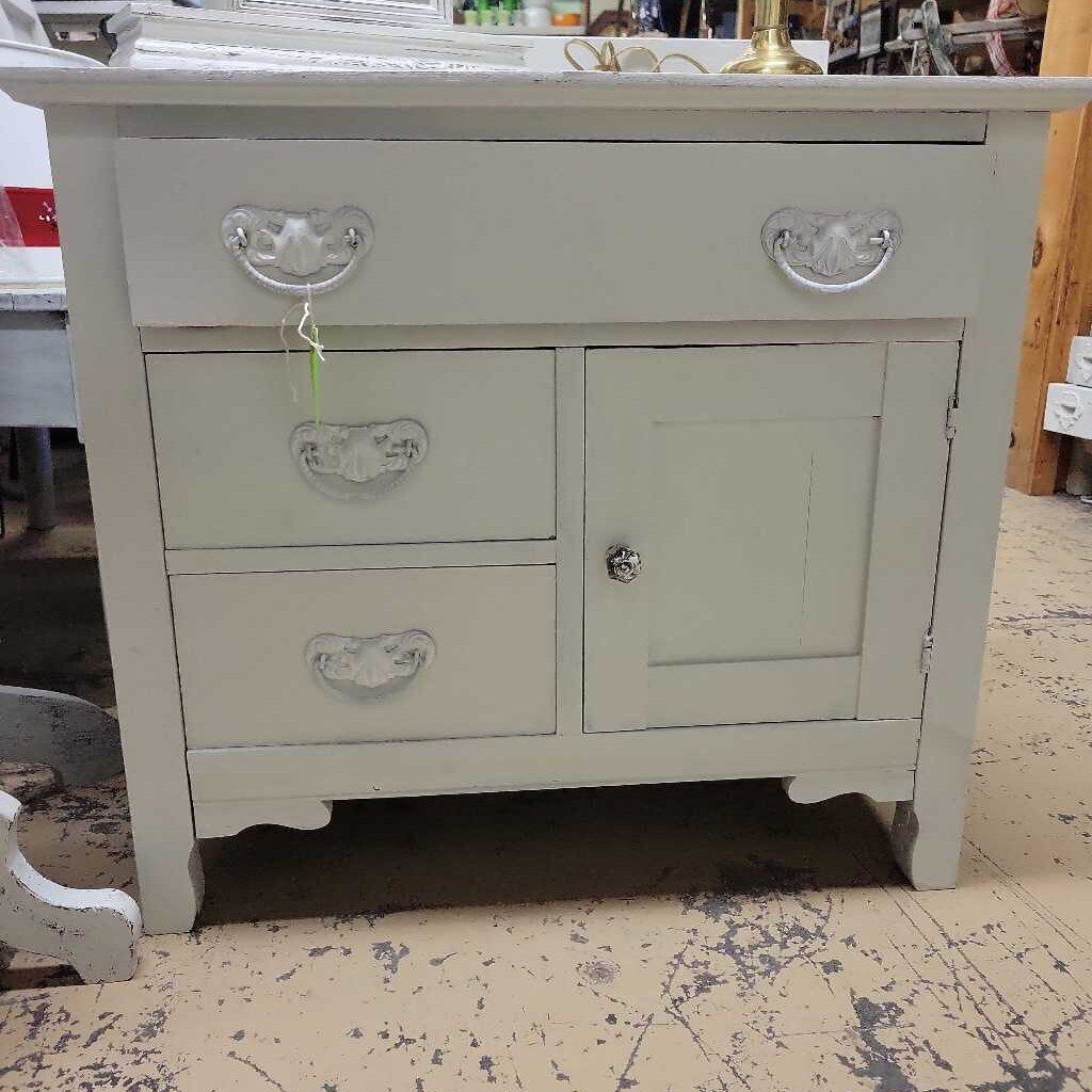 Small Dresser Washstand/Cabinet (RB)