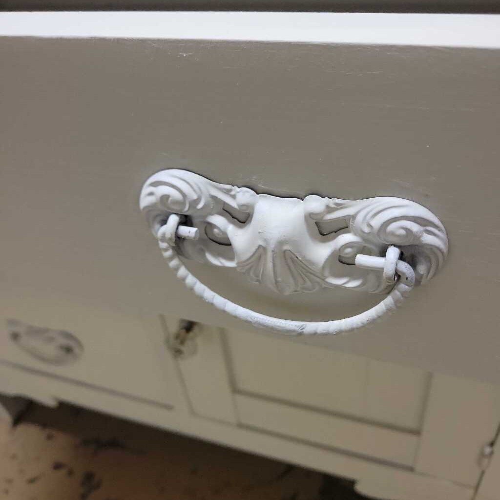 Small Dresser Washstand/Cabinet (RB)