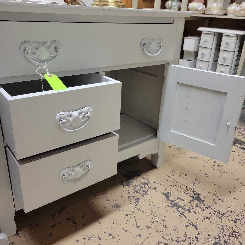 Small Dresser Washstand/Cabinet (RB)