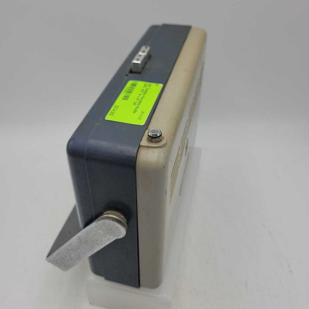 Toshiba Portable Radio (DR)