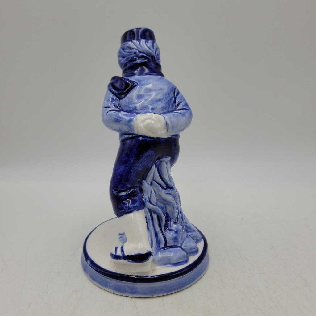 Delft skater Figurine (LIND)