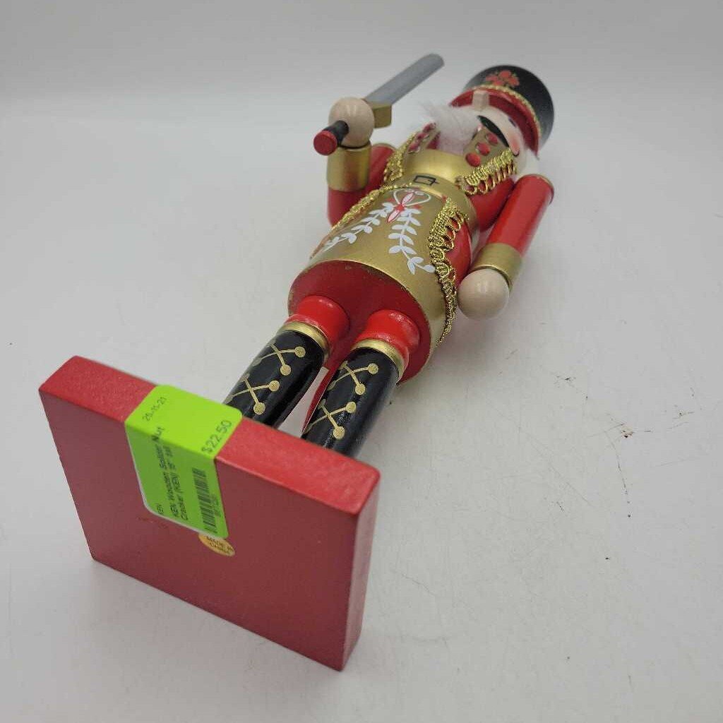 Wooden Solider Nut Cracker (KEN) nutcracker