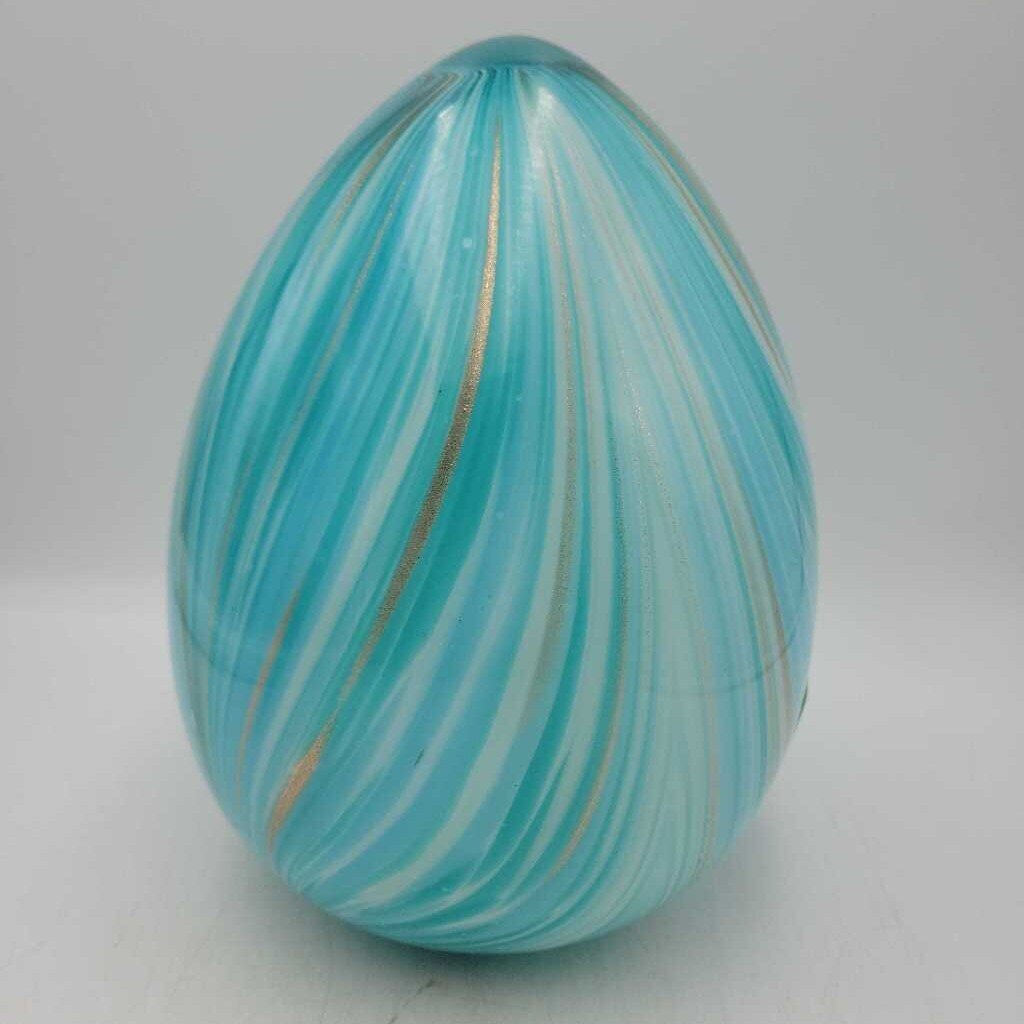 Large Turqoise Glass Egg (YVO) (511)