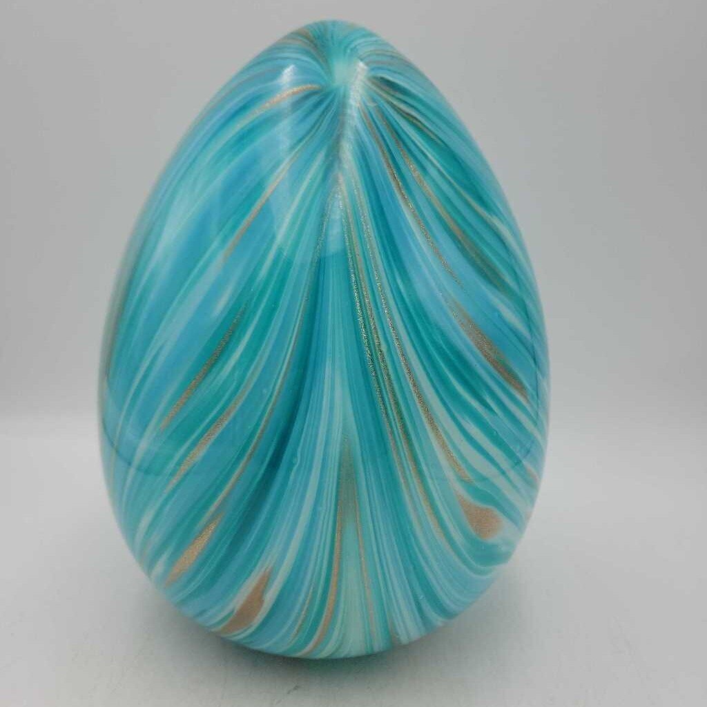 Large Turqoise Glass Egg (YVO) (511)