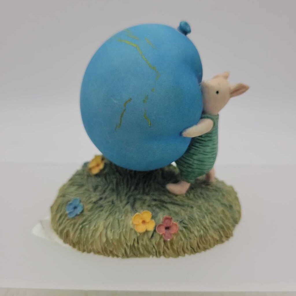 Classic Pooh Piglet Carrying Balloon (YVO) (511)