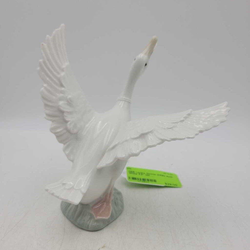 Lladro Goose (DEB) duck