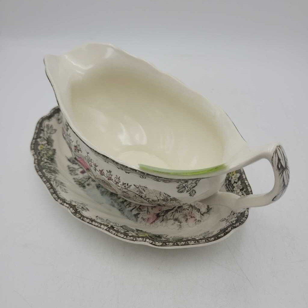 Friendly Village Gravey Boat and Dish (YVO) (511)