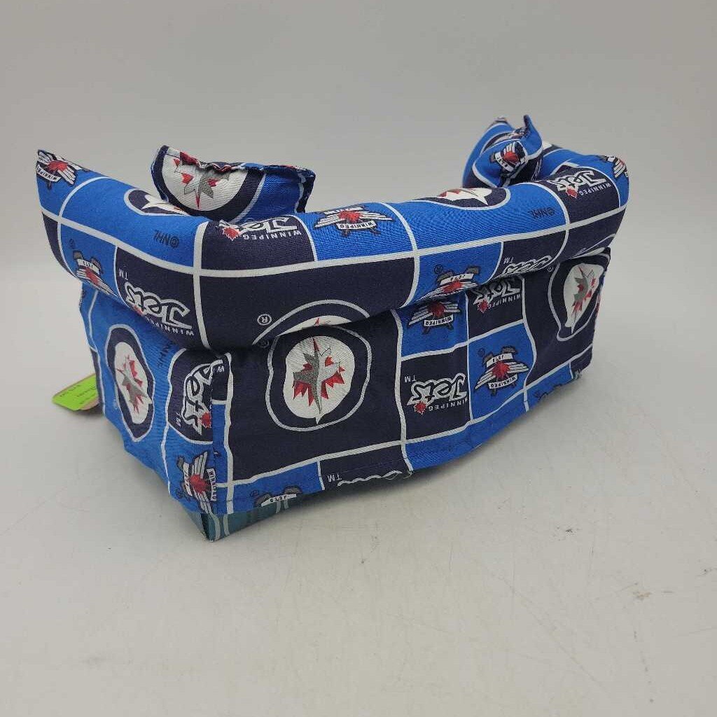 Tissue Box Couch Cover Winnipeg Jets (HAUS)