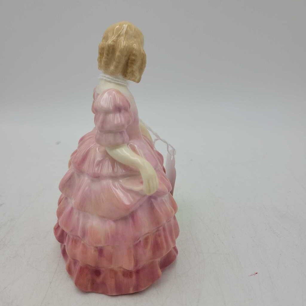 Royal Doulton "Rose" HN# 1368 #604 (NS)
