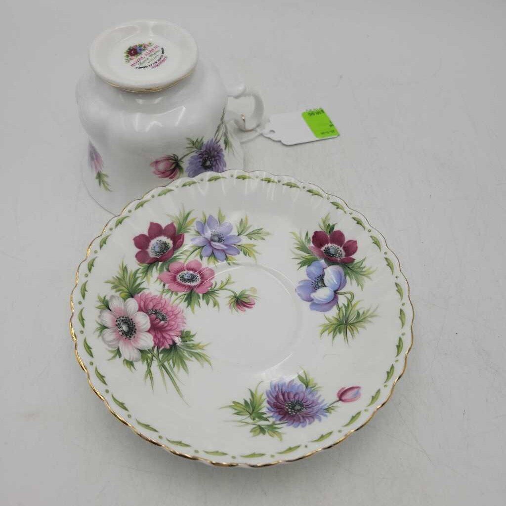 Royal Albert Cup and saucer March #604 (NS)