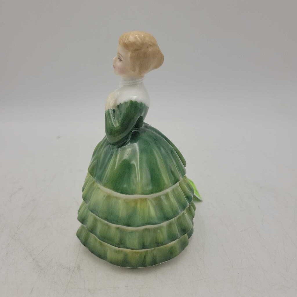 Royal Doulton "Belle" HN# 2340 #604 (NS)