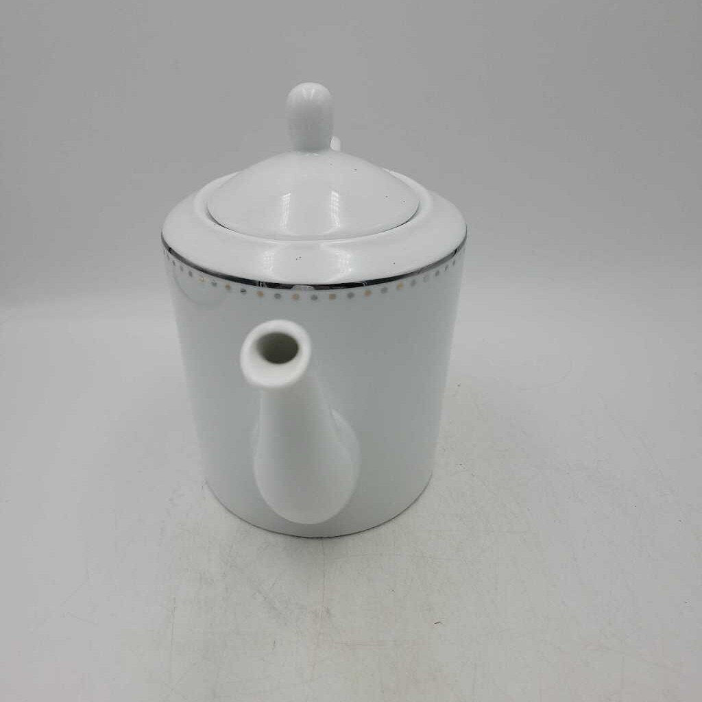 Holiday Joy Tea Pot (tre)