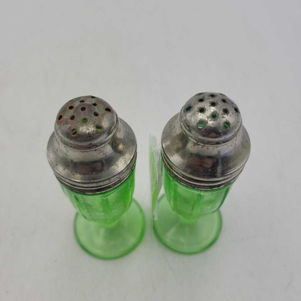 Hazel Atlas 1930's Uranium Glass Salt & Pepper Ribbon Pattern (RHA)