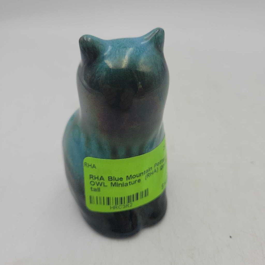 Blue Mountain Pottery OWL Miniature (RHA)