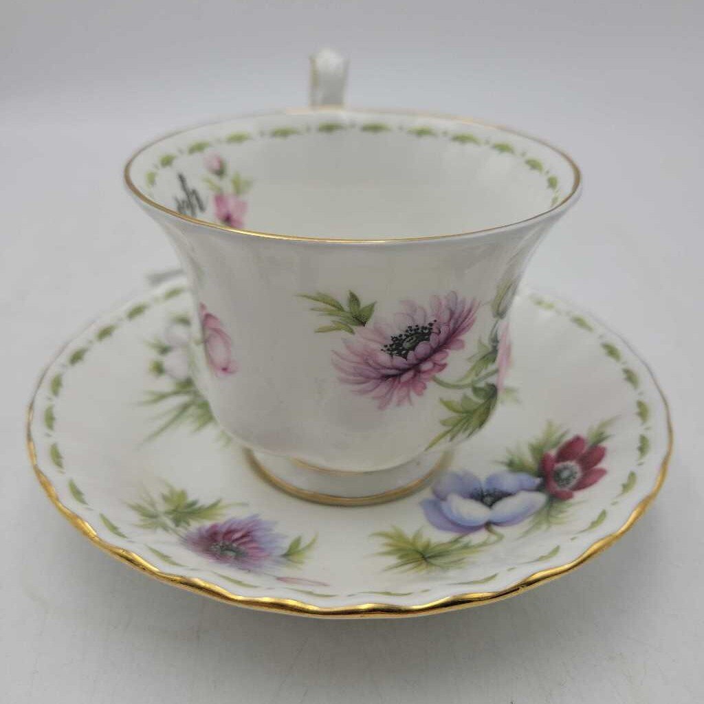 Royal Albert "March" Anemones cup and saucer (DEB))