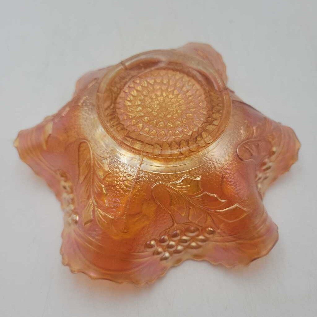 Ruffled edge Horse head Carnival Glass Bowl (DEB)