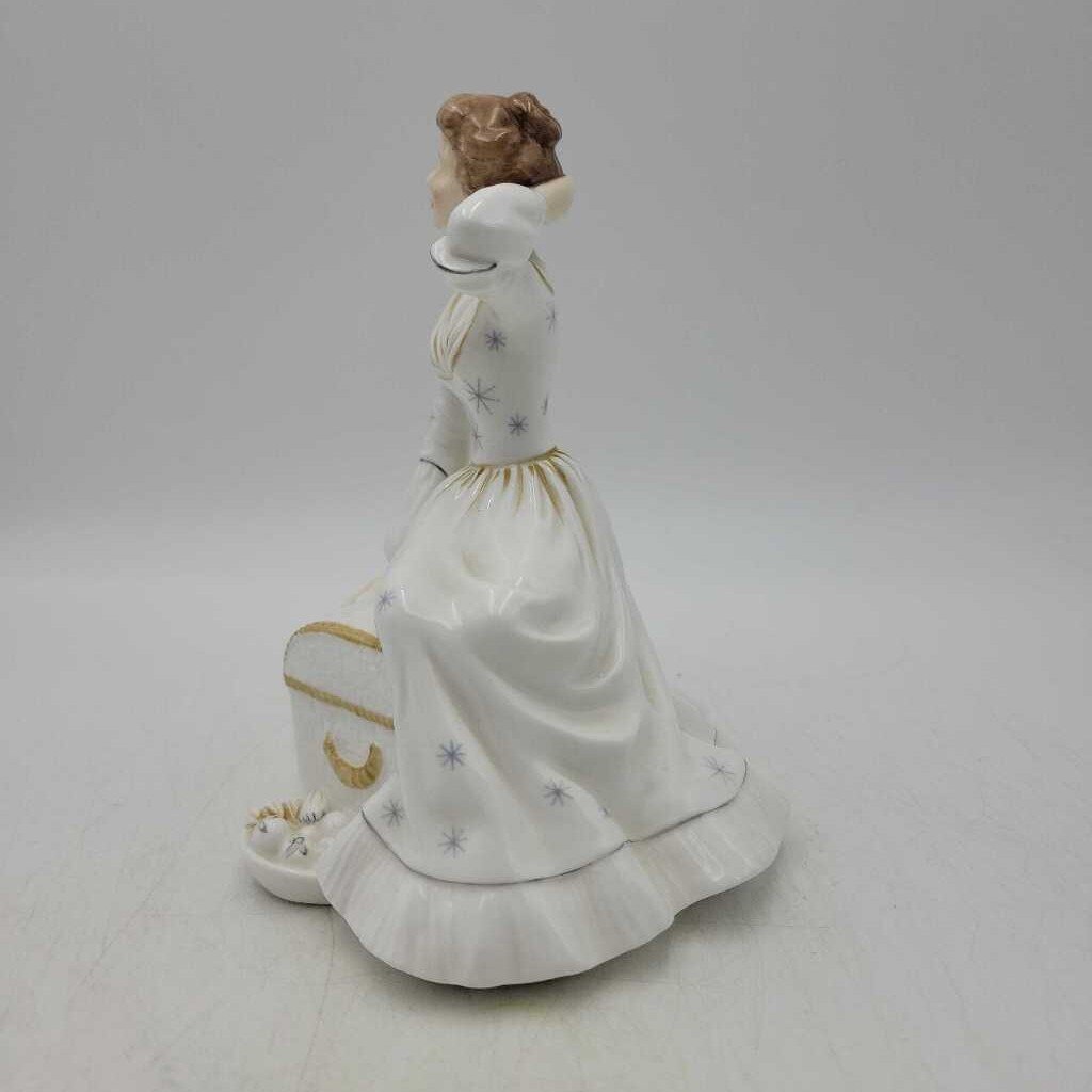 Royal Doulton Summer's Day H.N. 2181 (HAUS)
