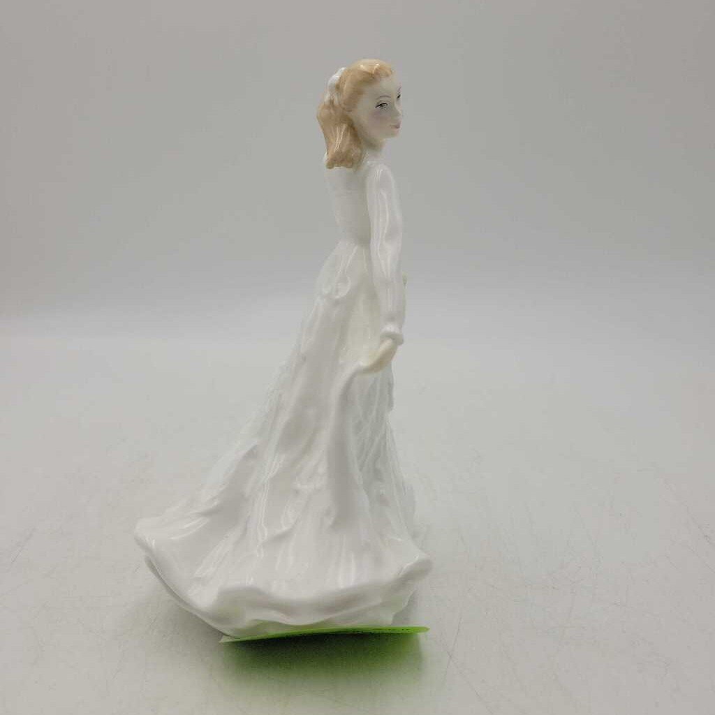 Royal Doulton Anniversary HN 4068 (HAUS)