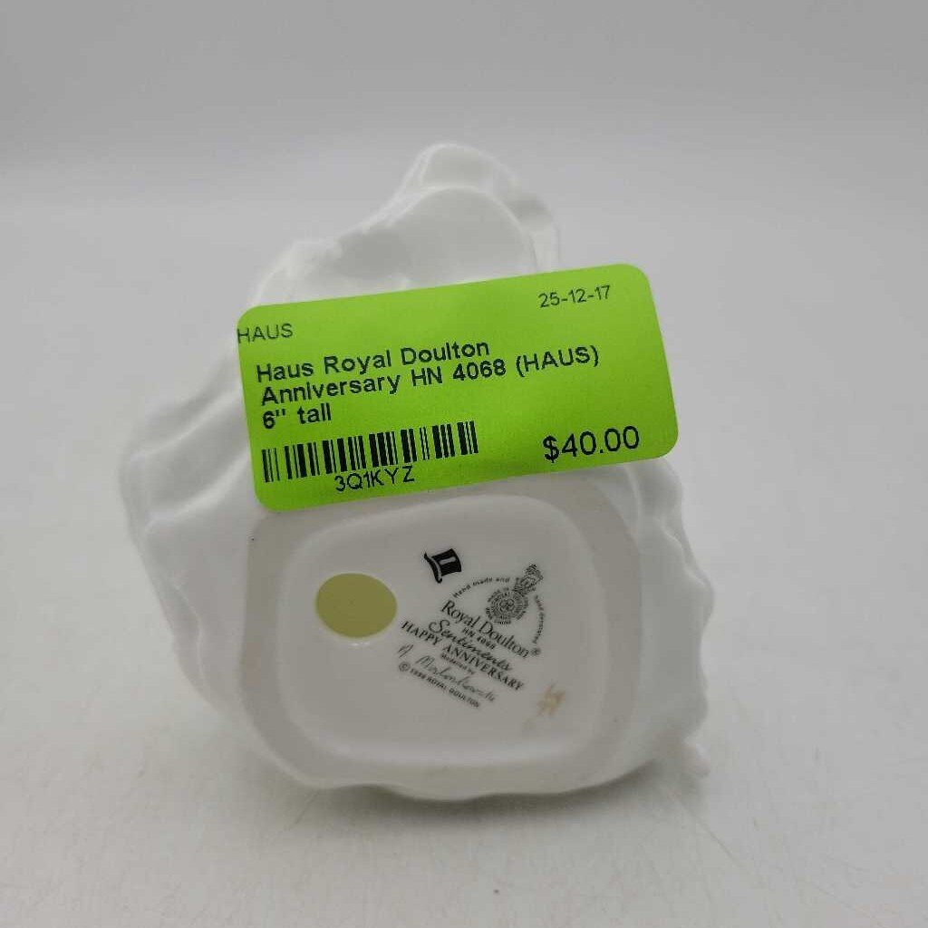 Royal Doulton Anniversary HN 4068 (HAUS)