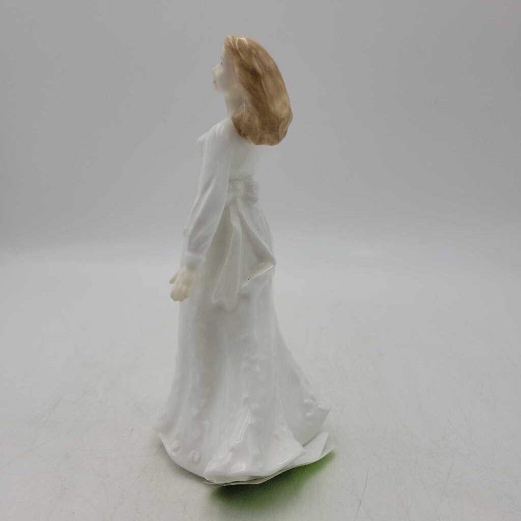 Royal Doulton Remembering You HN 4085 (HAUS)