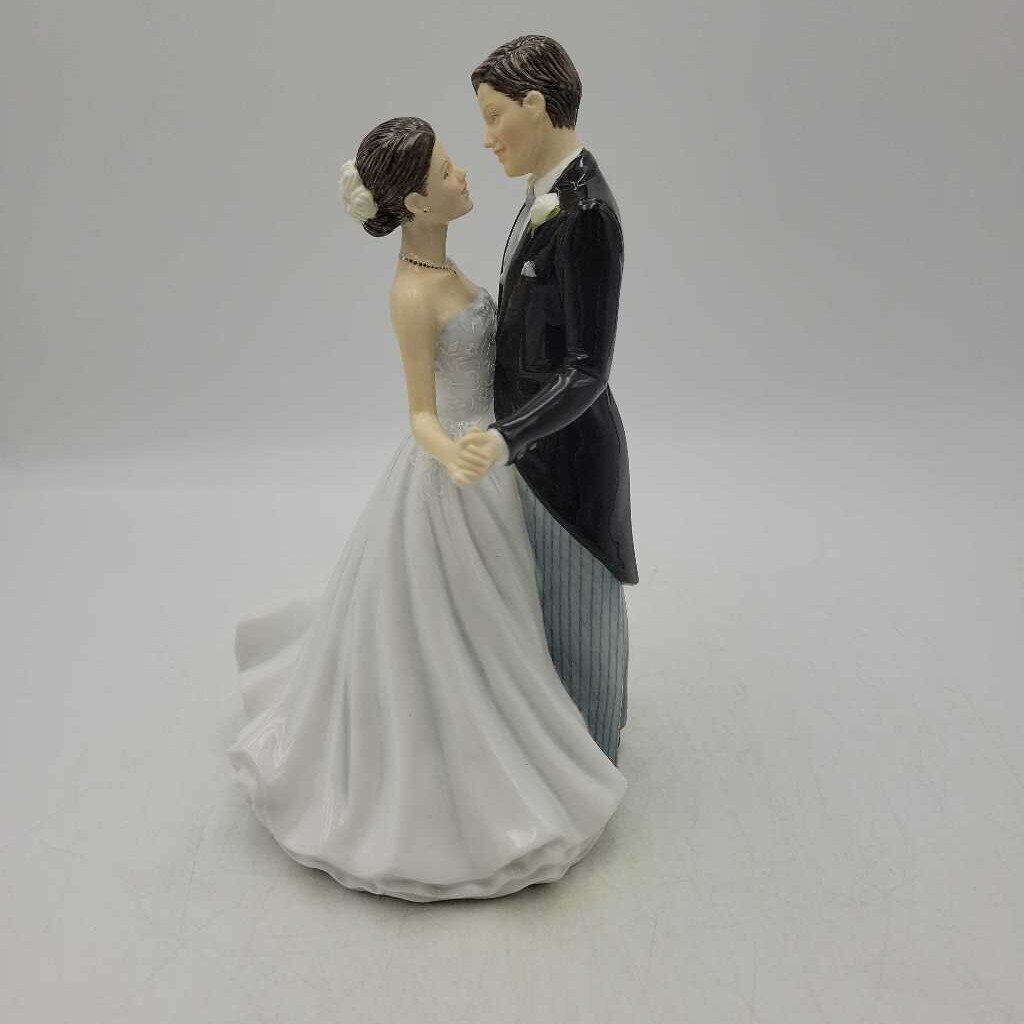 Royal Doulton Wedding Day HN 5646 (HAUS)