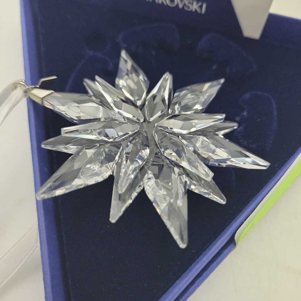 Swarovski Christmas Ornament 2011 (Haus)
