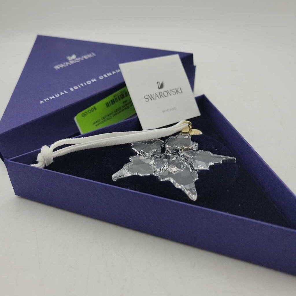 Swarovski Christmas Ornament 2021 (HAUS)