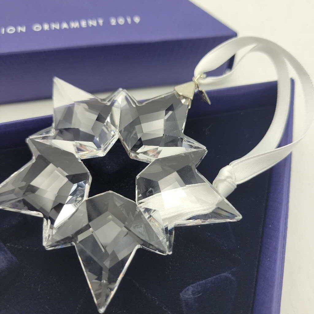Swarovski Christmas Ornament 2019 (Haus)