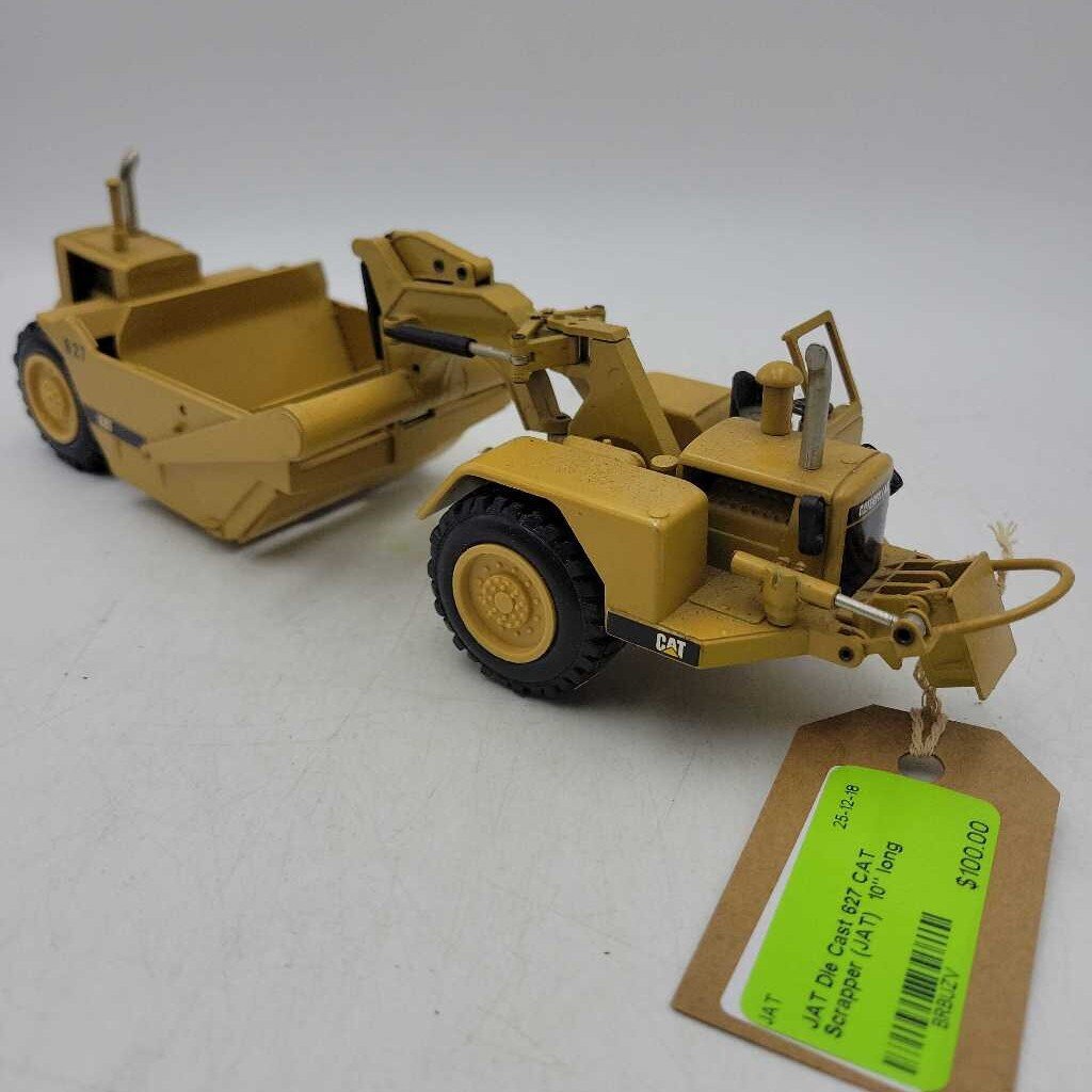 Die Cast 627 CAT Scrapper (JAT)