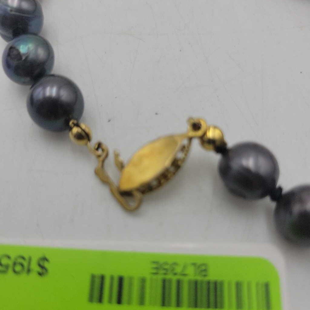 Fresh Water Pearl Necklace Charcoal colour (JL)