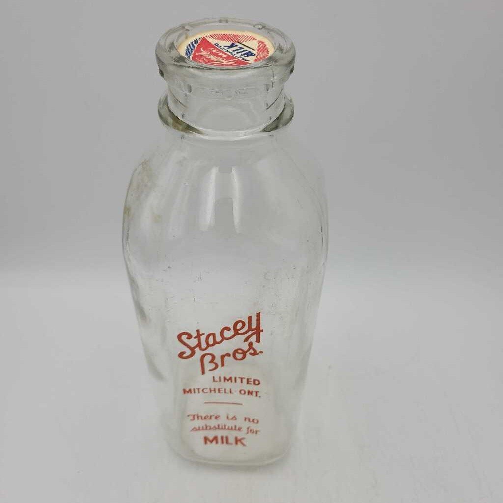 Stacey Bros Dairy Quart Milk Bottle Mitchell (JAS)