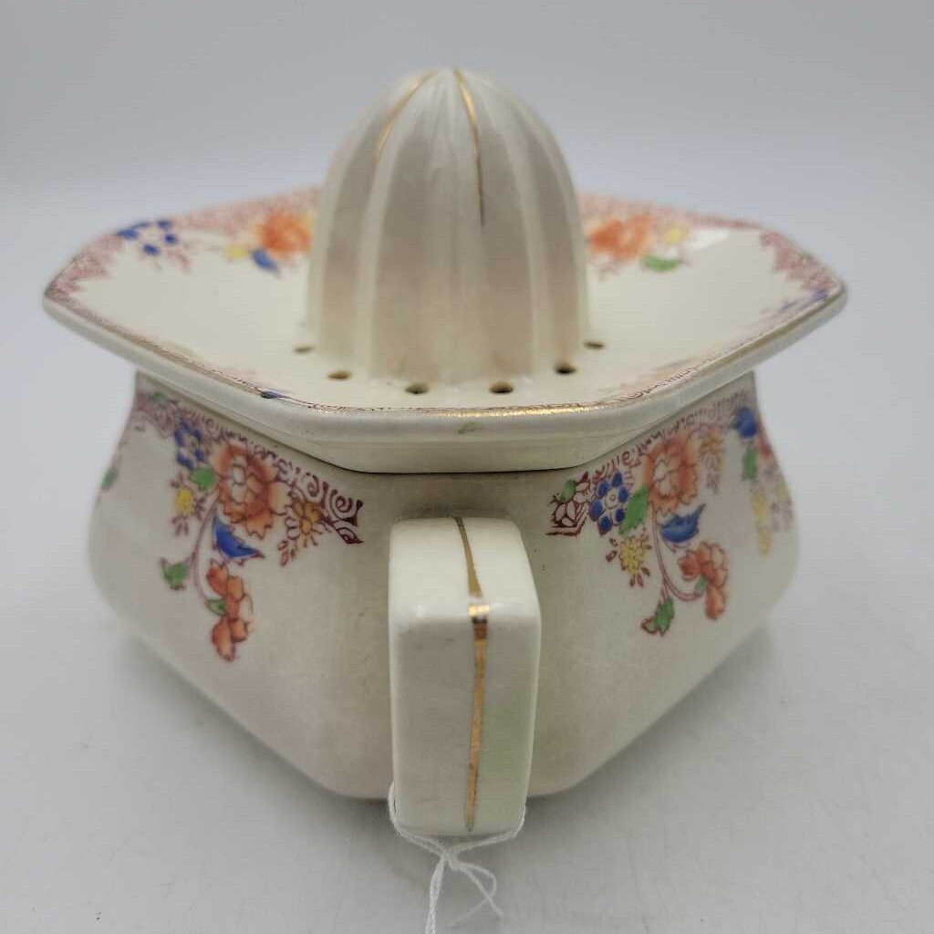Hand Painted Japan Juicer Reamer (DS) 3529