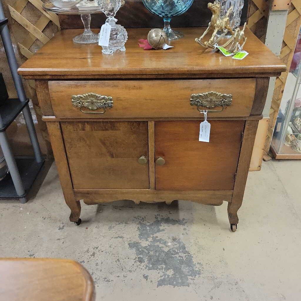 Antique Washstand (LOR)