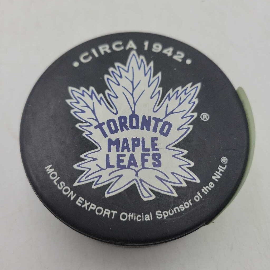 Toronto Maple Leafs Hockey Puck (JAS)
